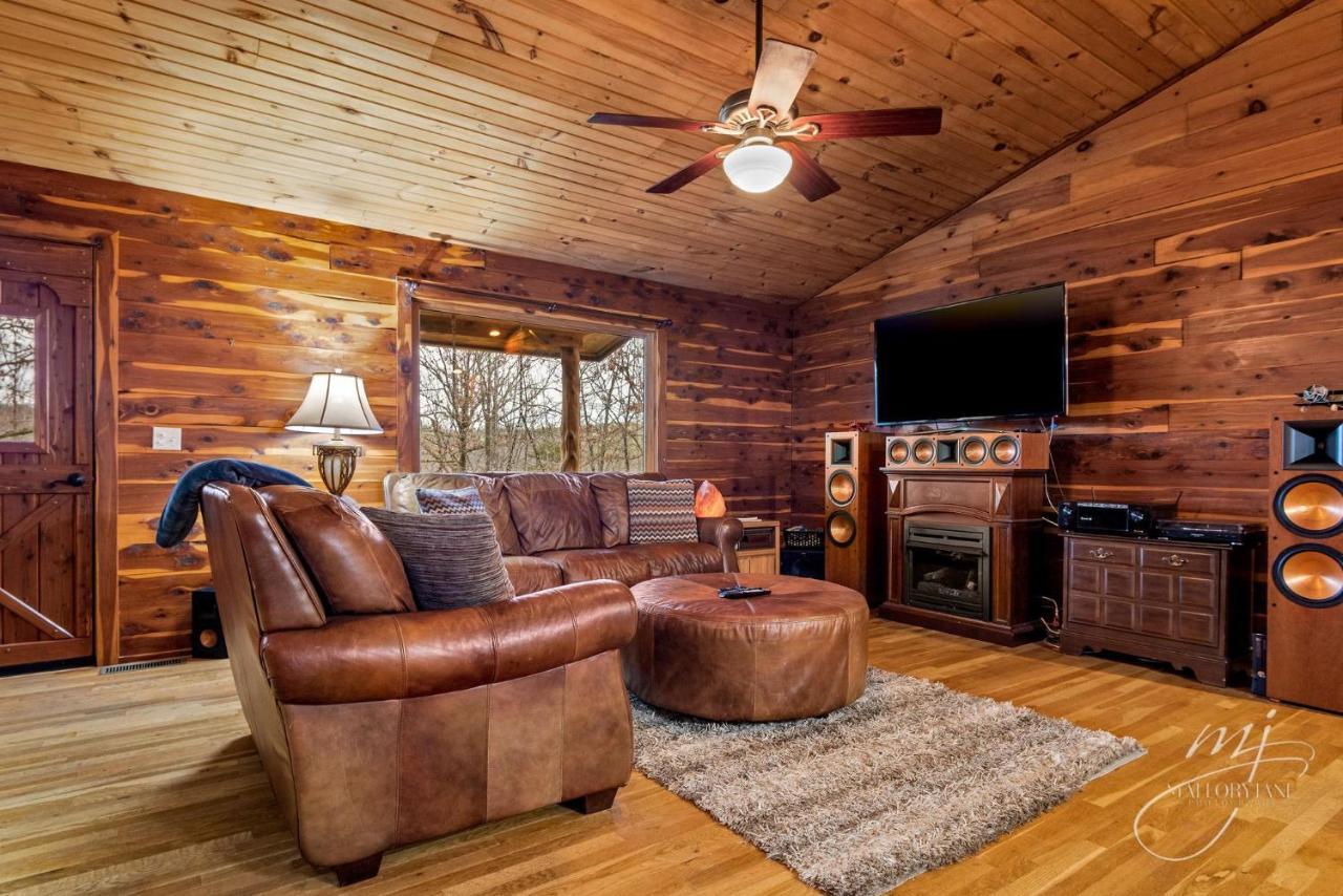 Fly Away Cabin- Modern, Serene, And Convenient Hébergement de vacances *